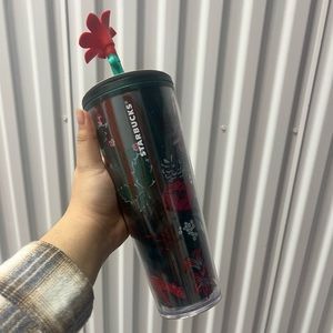 ✨SOLD✨ Starbucks Holiday Cup 2022 with Straw Stopper